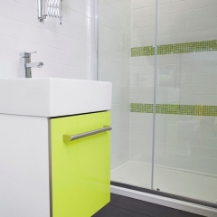 Plaqueta O' Connor Carroll Bathrooms Tiles Stairlifts